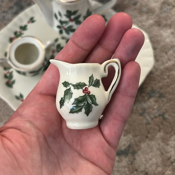 Mini Christmas partial Tea Set Baum Brothers formalities holly berries - Picture 5 of 7